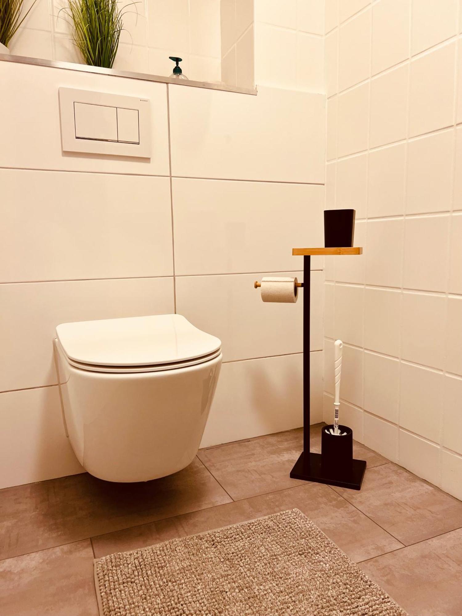 Cologne Luxe Living: Opulent Elegance Unleashed Apartamento Exterior foto